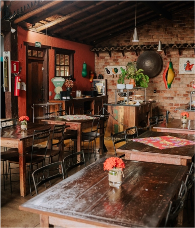 ambiente do restaurante rancho do pote catas altas